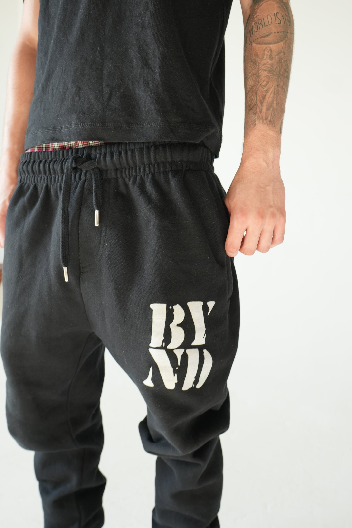 Logo sweats